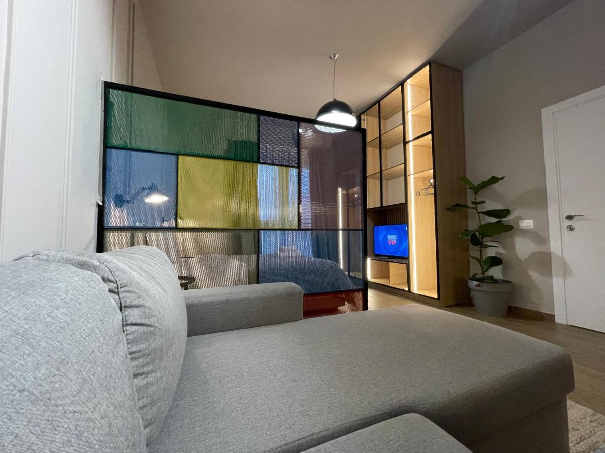 Square 21 Apartments Tirana Bagian luar foto