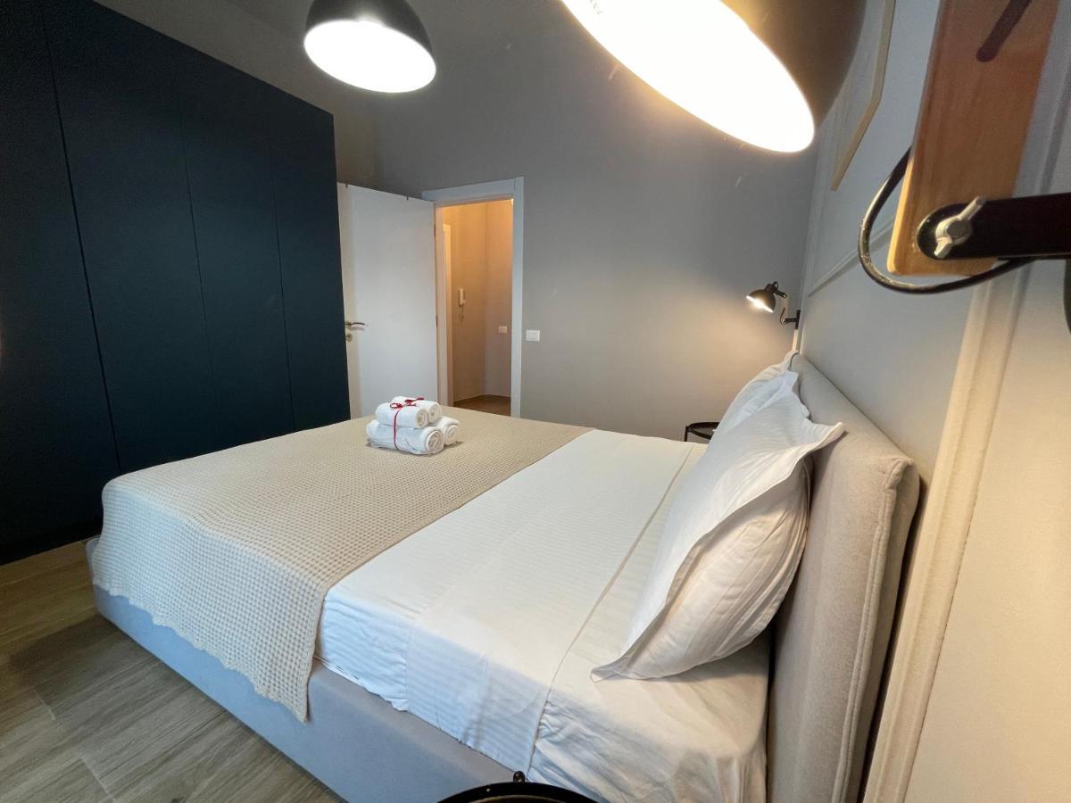 Square 21 Apartments Tirana Bagian luar foto