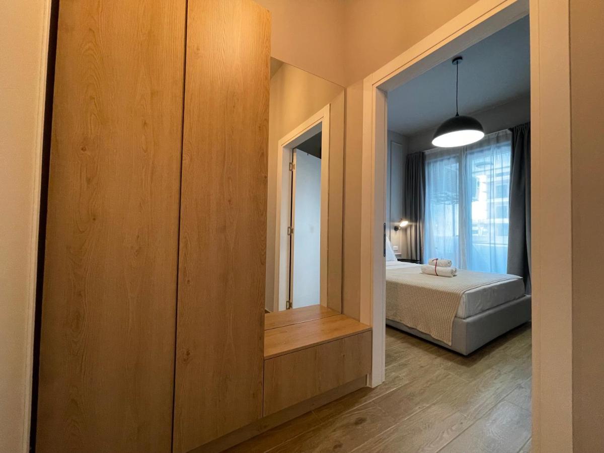 Square 21 Apartments Tirana Bagian luar foto